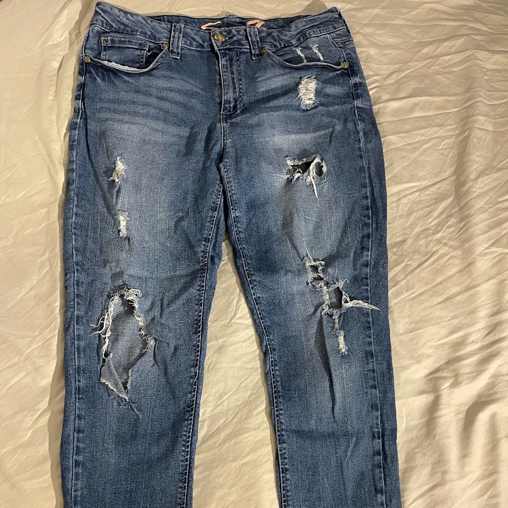 Seven7  stretch boyfriend jean